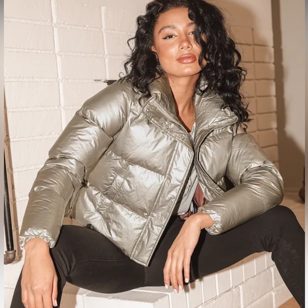 NWOT Noize Gold Metallic Quilted Cropped Puffer Jacket